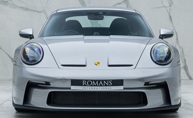 Porsche 911 GT3 Touring (992) 4