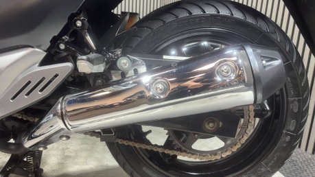 Suzuki Inazuma GW 2013 ONLY 12K NEW MOT WARRANTY 250CC COMMUTER BIKE 17
