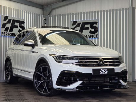 Volkswagen Tiguan 2.0 TSI R SUV 5dr Petrol DSG 4Motion Euro 6 (s/s) (320 ps) 1
