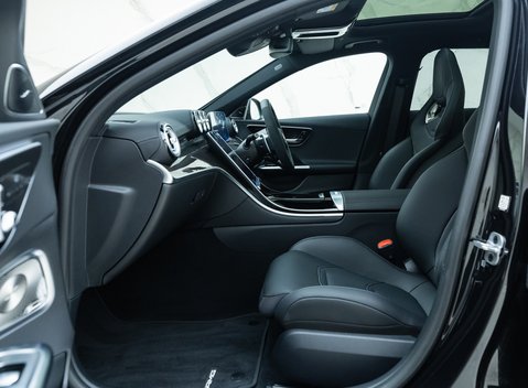 Mercedes-Benz C63 S AMG E Performance Estate Night Edition 17