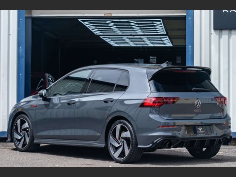 Volkswagen Golf 2.0 Golf GTi TSi Semi-Auto 5dr 2