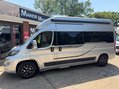 Auto-Trail V-Line 620 AUTOMATIC FIXED BED 1