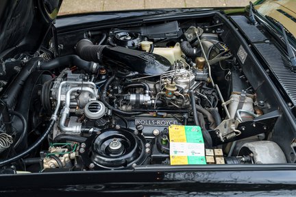 Rolls-Royce Corniche IV 29