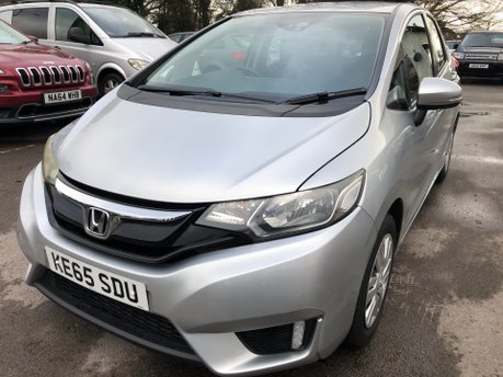 Honda Jazz I-VTEC S 5 door petrol manual, 35,000m, 2 owners, £35 tax, ULEZ compliant 16