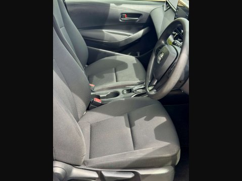 Toyota Corolla 1.8 VVT-h Excel Touring Sports 5dr Petrol Hybrid CVT Euro 6 (s/s) (140 ps) 8