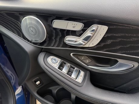 Mercedes-Benz GLC 3.0 GLC350d V6 AMG Line (Premium Plus) SUV 5dr Diesel G-Tronic 4MATIC 27