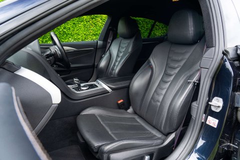 BMW 8 Series 840i M Sport 9