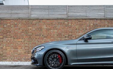 Mercedes-Benz C Class C63 S Coupe 26
