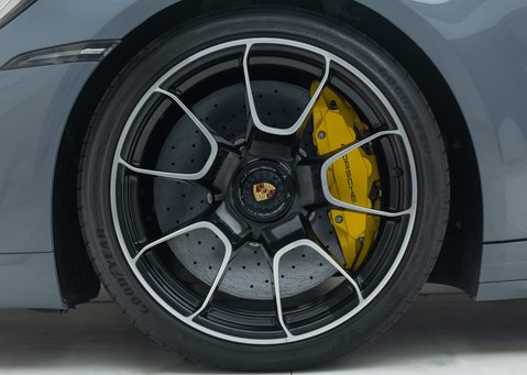 Porsche 911 Turbo S CABRIOLET (992) 