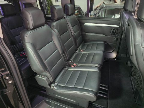 Peugeot Traveller 2.0 BlueHDi Allure Standard MPV MWB Euro 6 (s/s) 5dr (SNav) 17