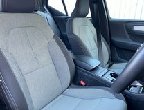 Volvo XC40 2.0 B3 Core Estate 5dr Hybrid Electric Auto Euro 6 (163 bhp) 11