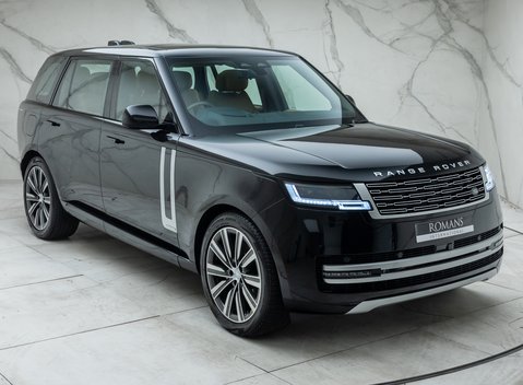 Land Rover Range Rover D350 AUTOBIOGRAPHY LWB 11