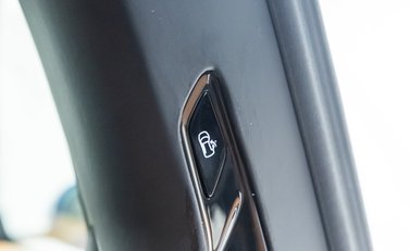 Ferrari Purosangue 22