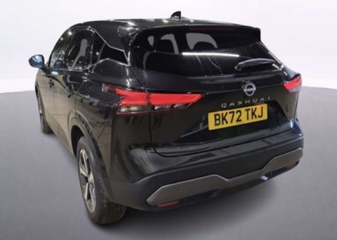 Nissan Qashqai 1.3 DIG-T MHEV N-Connecta SUV 5dr Petrol Hybrid XTRON Euro 6 (s/s) (158 ps) 8