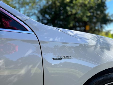 Mercedes-Benz A Class AMG A 35 4MATIC PREMIUM 47