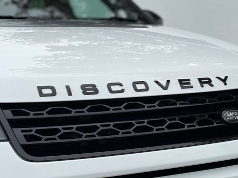 Land Rover Discovery Sport 2.0 Discovery Sport Black HSE TD4 Auto 4WD 5dr 4