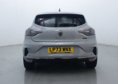 Renault Clio 1.6 Clio Techno E-Tech HEV Auto 5dr 10