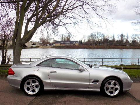 Mercedes-Benz SL Series SL 350 5G-Tronic 30