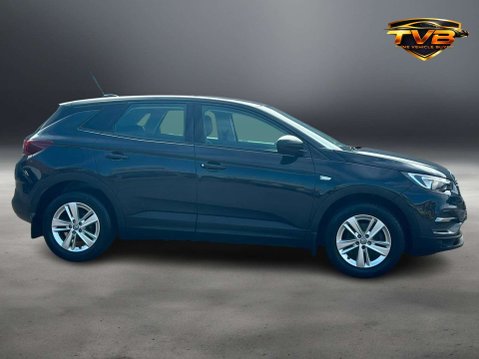 Vauxhall Grandland X 1.2 Grandland X SE T S/S 5dr *NATIONAL DELIVERY* 28