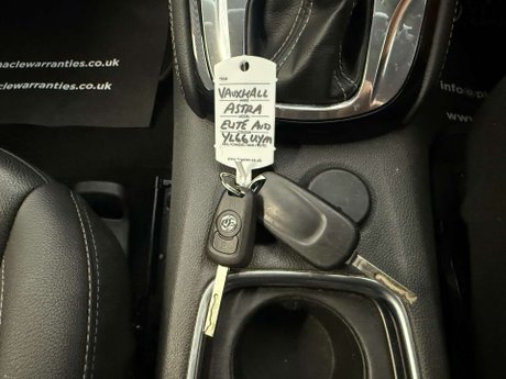 Vauxhall Astra 1.6 CDTi Elite Nav Sports Tourer 5dr Diesel Auto Euro 6 (136 ps) 36