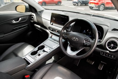 Hyundai KONA ULTIMATE