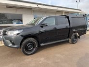 Toyota Hilux Active 4WD D-4D DCB Utility Service Body - Uprated to 3.5t 1