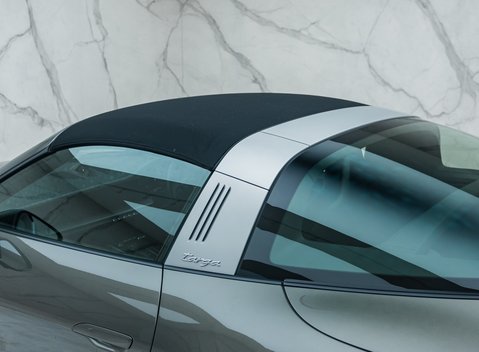 Porsche 911 Targa 4S (992) 38
