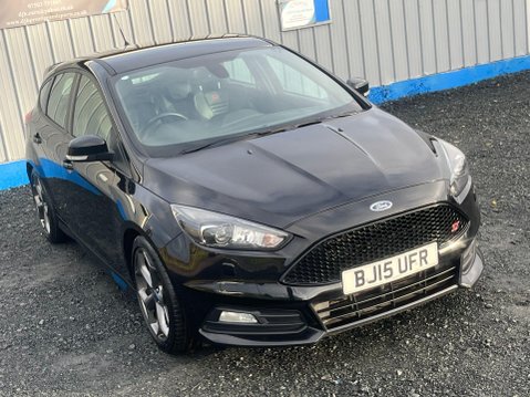 Ford Focus 2.0T EcoBoost ST-3 Euro 6 (s/s) 5dr 43