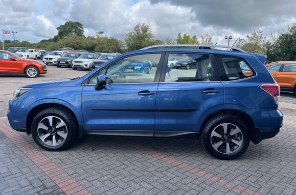 Subaru Forester I XE PREMIUM 9