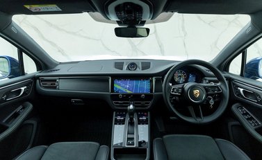 Porsche Macan GTS 16