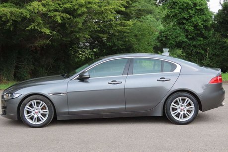 Jaguar XE 2.0d Prestige Auto Euro 6 (s/s) 4dr 6