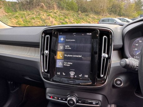 Volvo XC40 2.0 XC40 Inscription Pro D4 AWD Auto 4WD 5dr 27