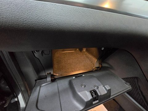 Ford S-Max 2.0 TDCi Titanium 5dr 49