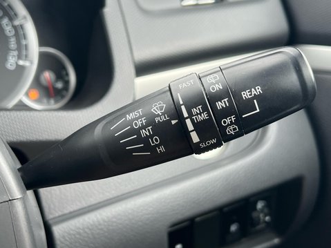 Suzuki Swift SZ4 37