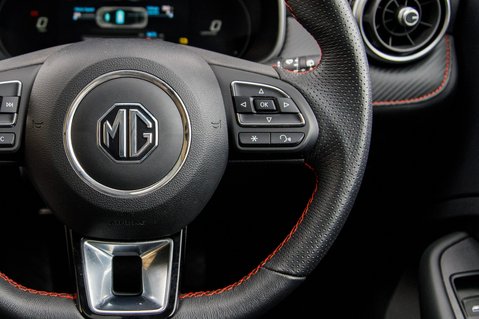 MG ZS TROPHY 20