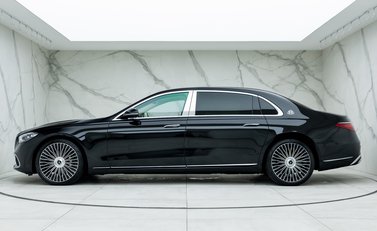 Mercedes-Benz S Class S580 Maybach First Class 2