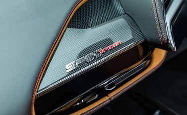 Ferrari SF90 Spider 20