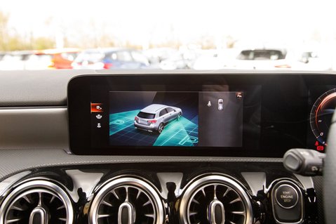 Mercedes-Benz A Class A 250 E AMG LINE PREMIUM PLUS 27