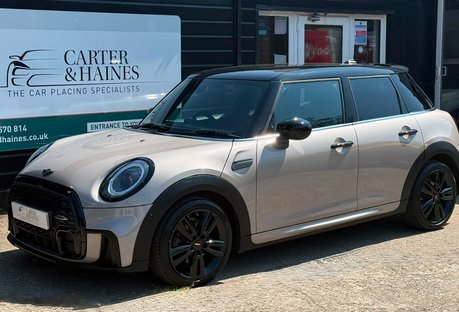 Mini Hatch 1.5 Cooper Sport Hatchback 5dr Petrol Manual Euro 6 (s/s) (136 ps)