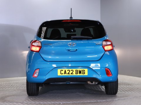 Hyundai i10 1.0 MPi Premium 5dr Auto 9