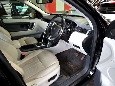 Land Rover Discovery Sport 2.0 Discovery Sport HSE TD4 Auto 4WD 5dr 4