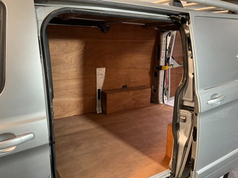 Ford Transit Custom 2.0 300 EcoBlue Limited L1 H1 Euro 6 (s/s) 5dr 8