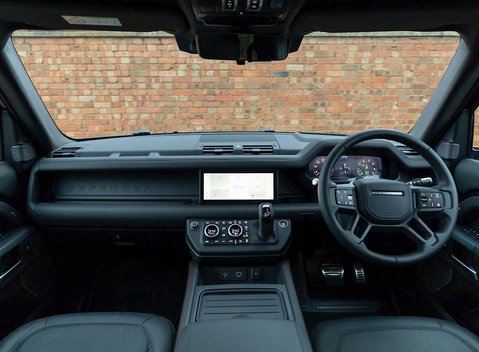 Land Rover Defender 110 X P400 19