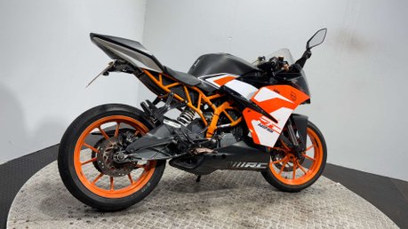 KTM RC 125 2016 33K SPORT BIKE PROJECT BIKE SPARES OR REPAIR 125CC 2