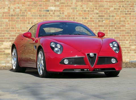 Alfa Romeo 8C Competizione 1