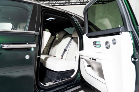 Rolls-Royce Ghost V12. FULL PPF. STARLIGHT. H, C & M SEATS. REAR ENTERTAINMENT. HUD. 24