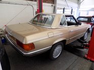 Mercedes-Benz R107 280 SL Sports - LHD 37