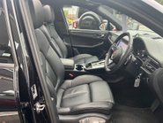 Porsche Macan PDK 23