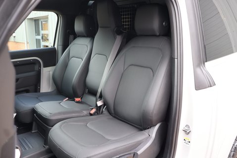 Land Rover Defender 90 2026 Brand NEW  HARD TOP STYLED BY SEEKER AIR SUSPENSION AND JUMP SEAT  23