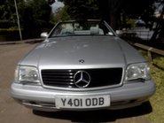 Mercedes-Benz SL Series SL320 59